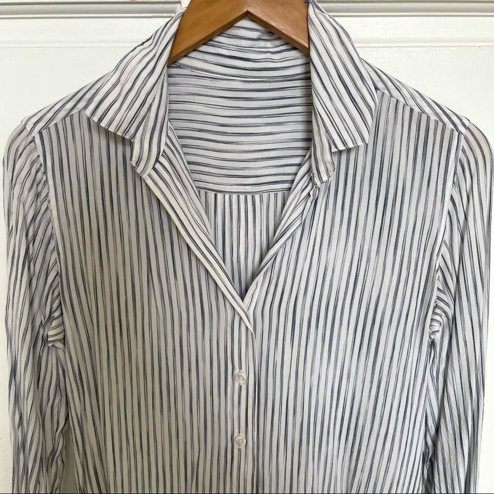 Cloth & Stone Blue Stripes Blouse Shirt Flowy XS